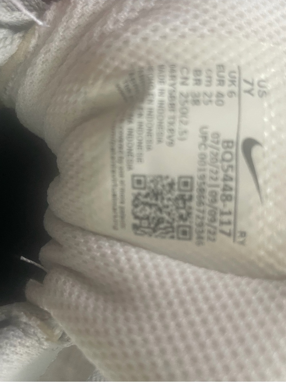 Nike Kid’s Low-Top Sneakers — White, Gray & Blue Swoosh - Picture 4 of 4